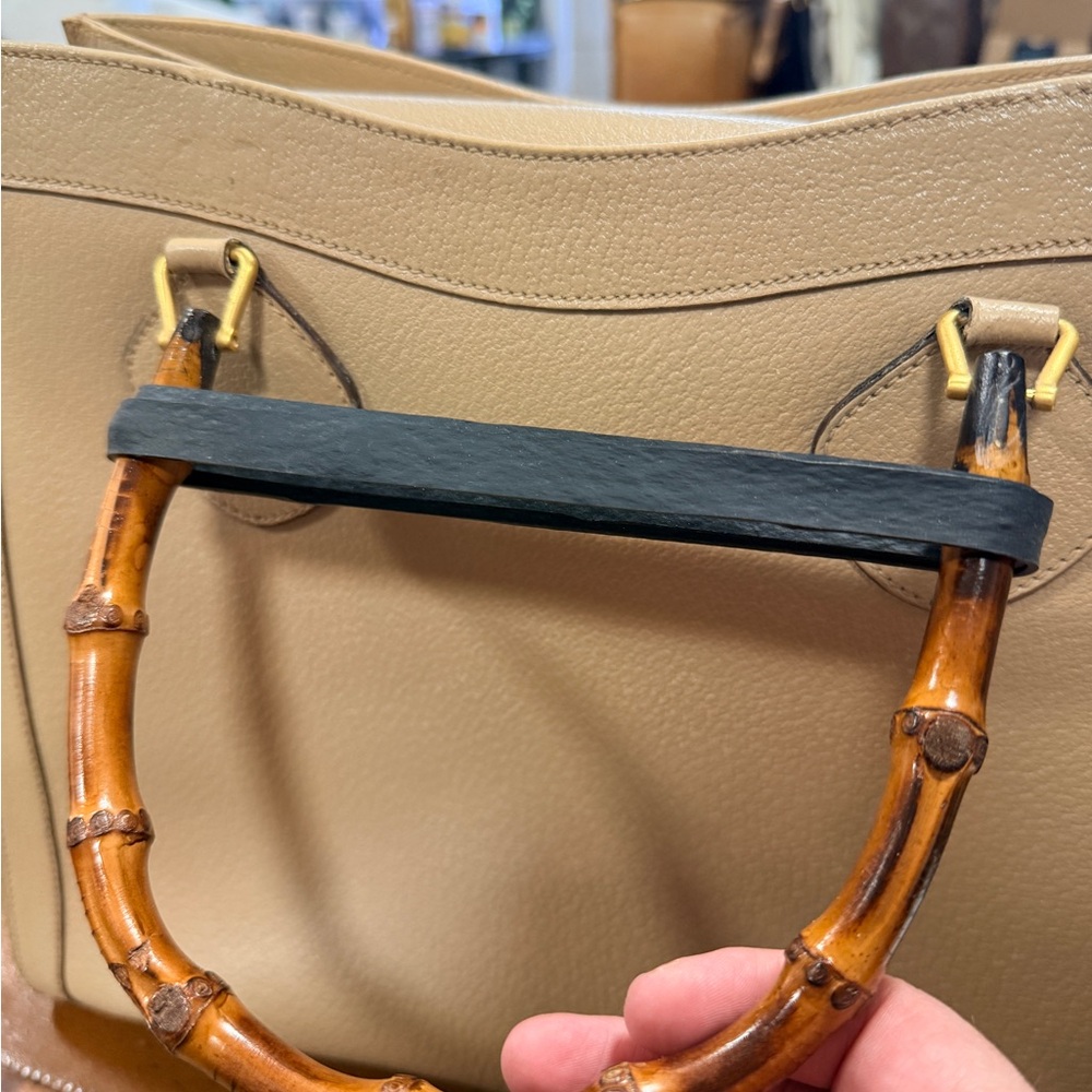 Gucci Diana Beige Leather Tote - Picture 8 of 14
